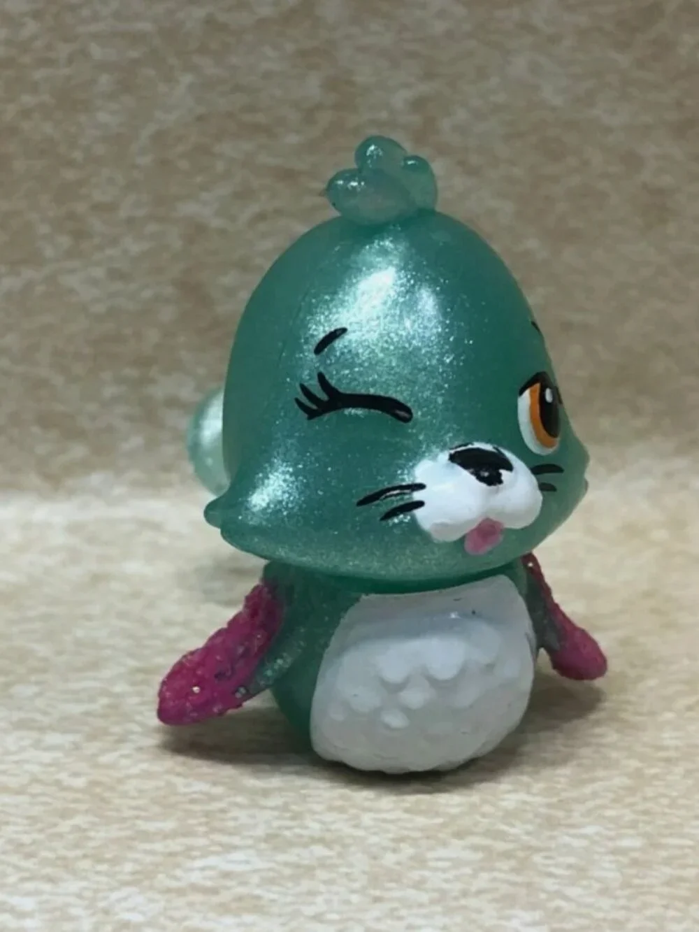 RARE Snowflake Walren Season 2 Hatchimals CollEGGtibles